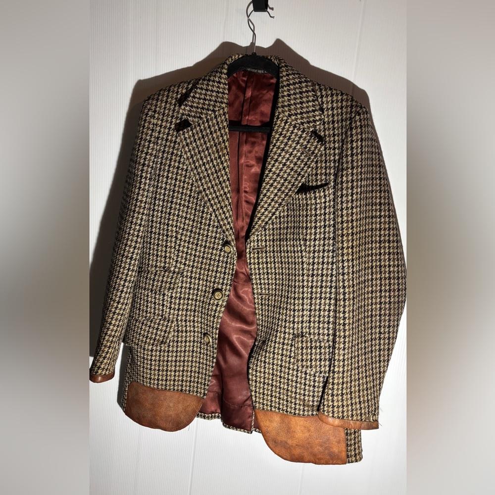 Men's Harry Hall Blazer with Brown Accents